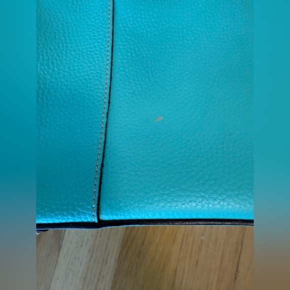 Dooney & Bourke Vintage Pebble Leather in Tiffany Blue Handbag purse - Picture 5 of 15